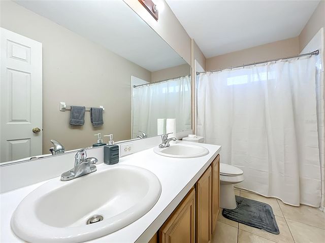 15000 LAKE AZURE DRIVE, Orlando, FL 32824