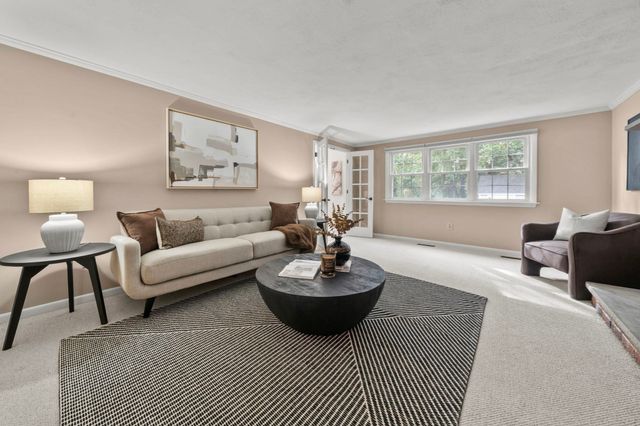 48 Catherine Dr, Peabody, MA 01960