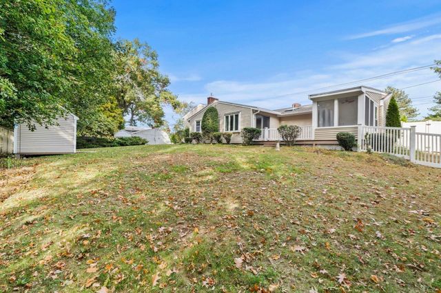 48 Catherine Dr, Peabody, MA 01960