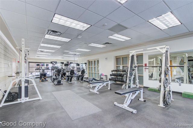 19 Oakdale Boulevard, Pleasant Ridge, MI 48069