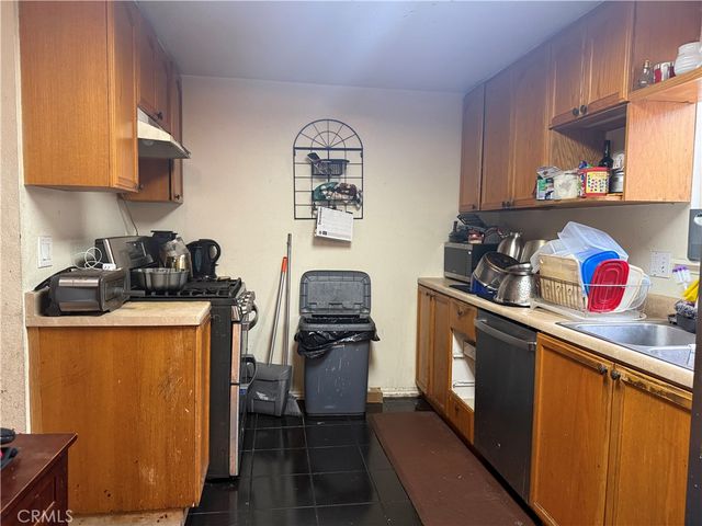 447 E Adair, Long Beach, CA 90805