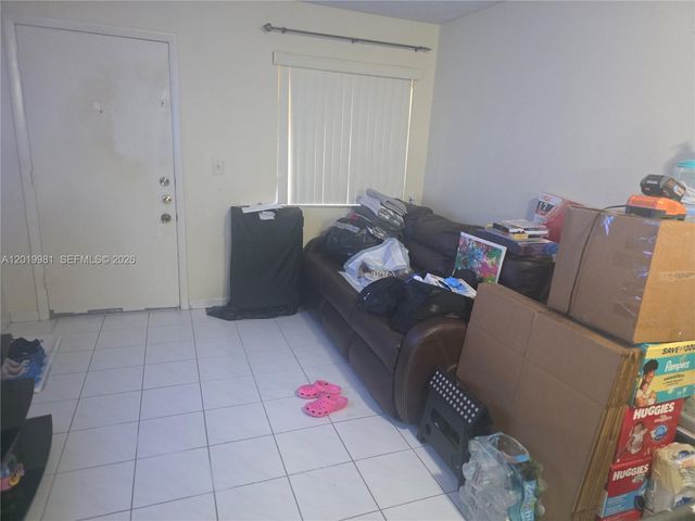 5500 W 21st Ct 306, Hialeah, FL 33016