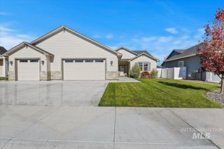 4398 E Wagon Rd, Nampa, ID 83687