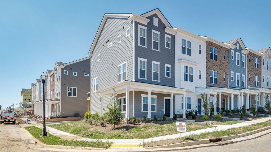 831 Westcott Ln, Antioch, TN 37013