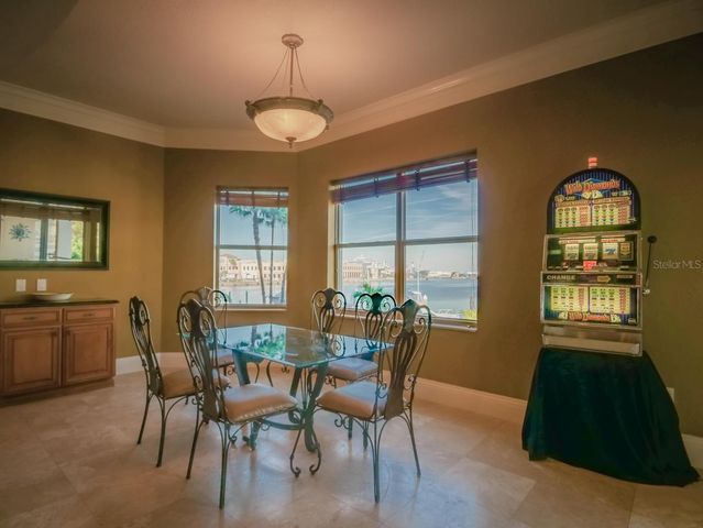 600 GARRISON COVE LANE 2B, Tampa, FL 33602