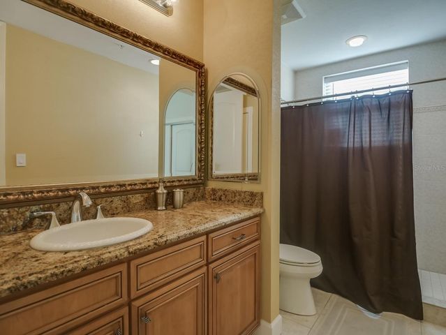 600 GARRISON COVE LANE 2B, Tampa, FL 33602