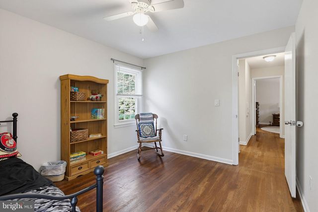 28720 GREENBERRY DR, Gaithersburg, MD 20882