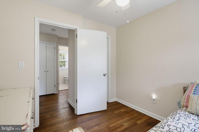 28720 GREENBERRY DR, Gaithersburg, MD 20882