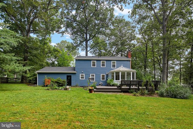 28720 GREENBERRY DR, Gaithersburg, MD 20882