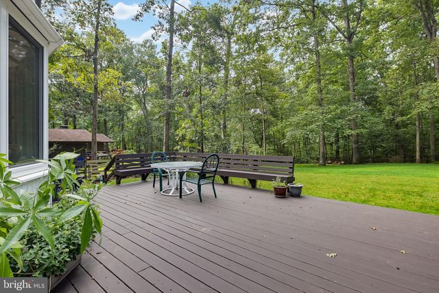 28720 GREENBERRY DR, Gaithersburg, MD 20882