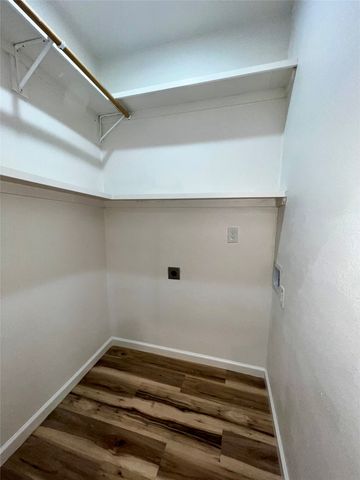 309 E Pine Street, Jacksboro, TX 76458