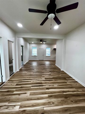 309 E Pine Street, Jacksboro, TX 76458