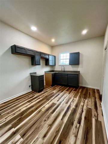 309 E Pine Street, Jacksboro, TX 76458