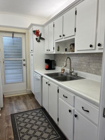 3401 Spanish Trail 455, Delray Beach, FL 33483