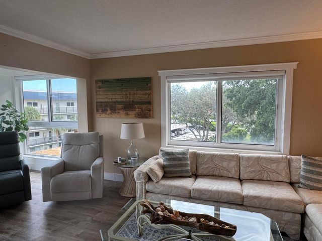 3401 Spanish Trail 455, Delray Beach, FL 33483