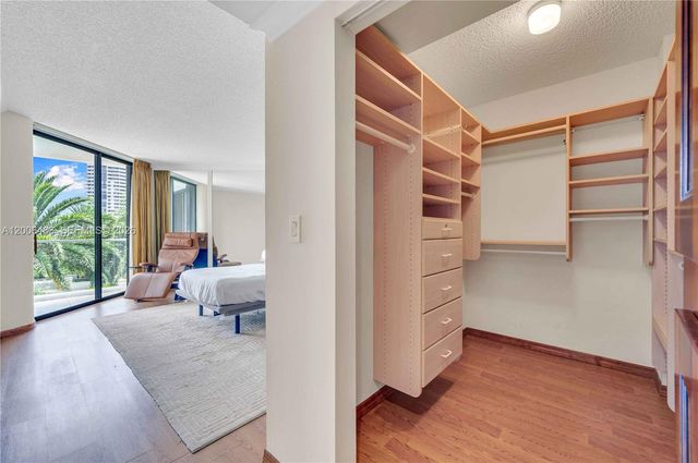 2800 Island Blvd 603, Aventura, FL 33160