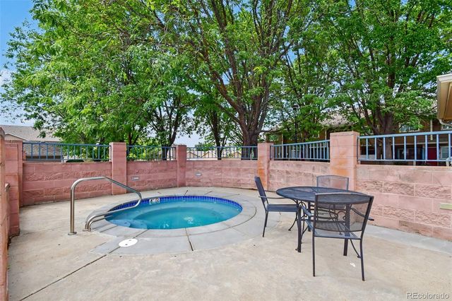 1601 Great Western Drive Q4, Longmont, CO 80501