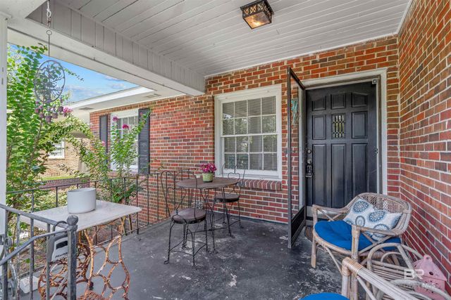 2867 Thornhill Drive, Mobile, AL 36606