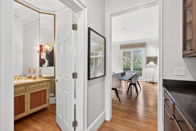 78 Lindbergh Drive NE 100, Atlanta, GA 30305