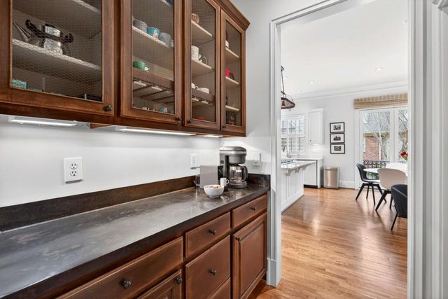 78 Lindbergh Drive NE 100, Atlanta, GA 30305