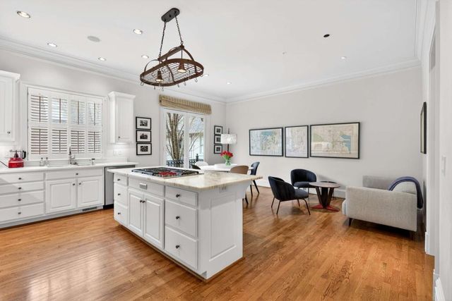 78 Lindbergh Drive NE 100, Atlanta, GA 30305