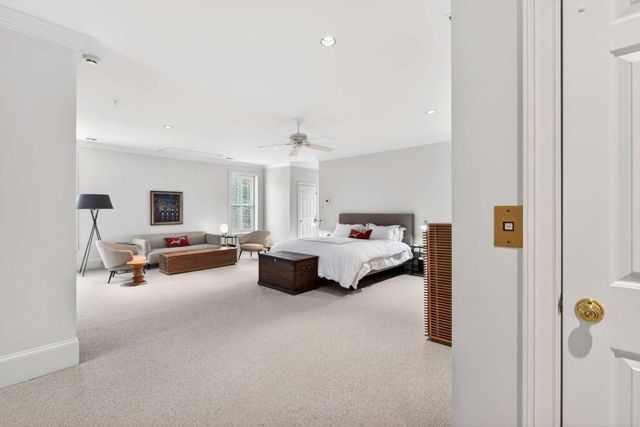 78 Lindbergh Drive NE 100, Atlanta, GA 30305