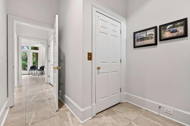 78 Lindbergh Drive NE 100, Atlanta, GA 30305