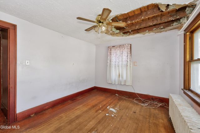 471 7th Avenue, Troy, NY 12182