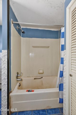 471 7th Avenue, Troy, NY 12182