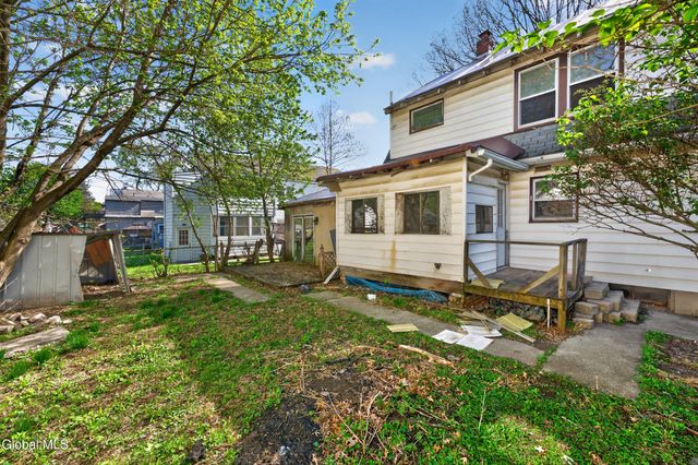 471 7th Avenue, Troy, NY 12182