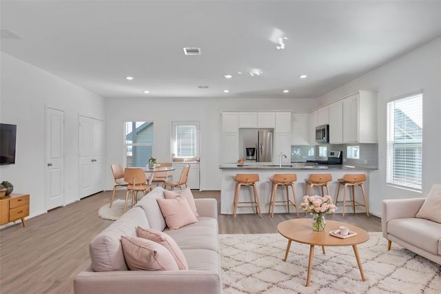 101 Rioja, Kyle, TX 78640