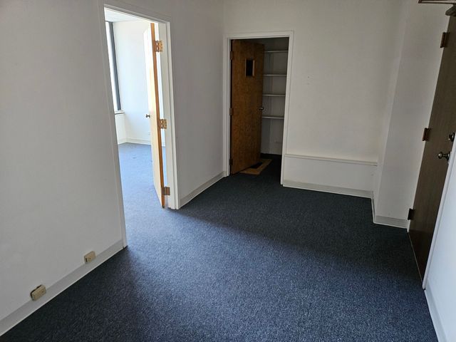 4410 Roosevelt Road 213, Hillside, IL 60162