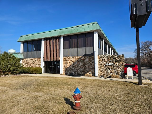 4410 Roosevelt Road 213, Hillside, IL 60162