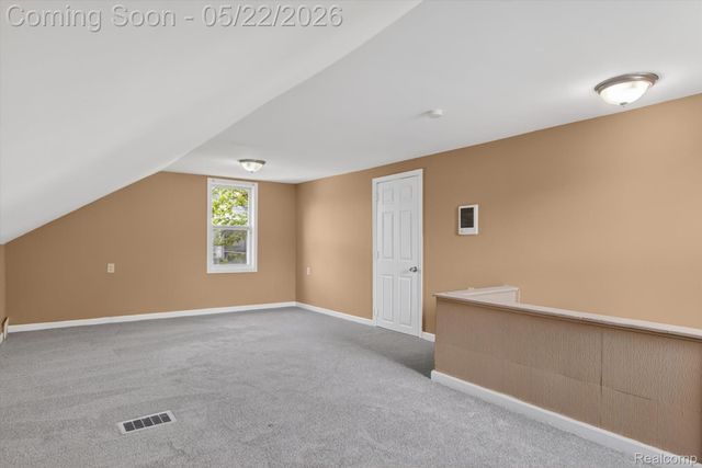 9160 Winthrop Street, Detroit, MI 48228
