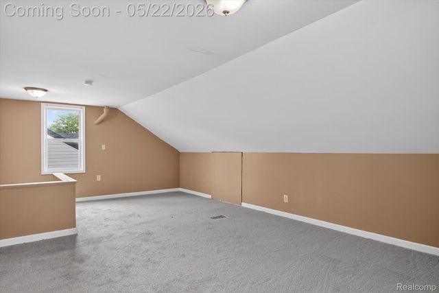 9160 Winthrop Street, Detroit, MI 48228