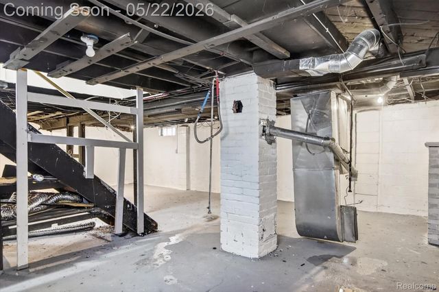 9160 Winthrop Street, Detroit, MI 48228