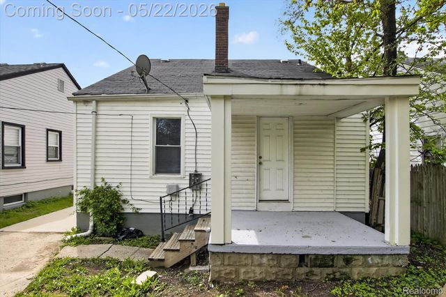 9160 Winthrop Street, Detroit, MI 48228