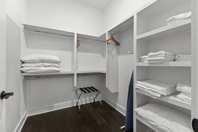 1224 2nd Ave S Apt 302, Nashville, TN 37210