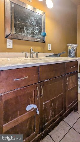 341 JEFFERSON ST, Carneys Point, NJ 08069