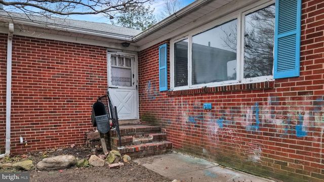 341 JEFFERSON ST, Carneys Point, NJ 08069