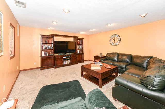 10030 Beam Ridge Drive, Indianapolis, IN 46256