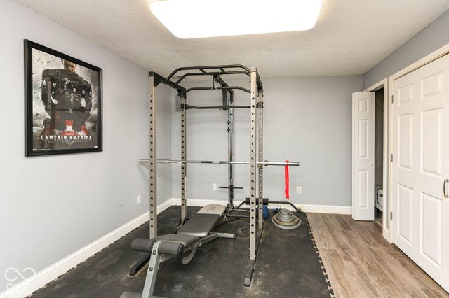 10030 Beam Ridge Drive, Indianapolis, IN 46256