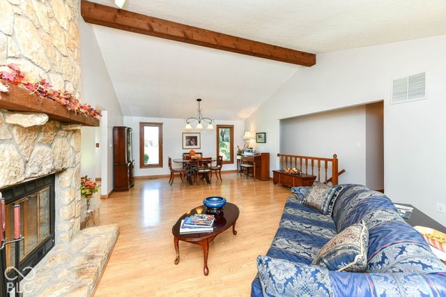 10030 Beam Ridge Drive, Indianapolis, IN 46256
