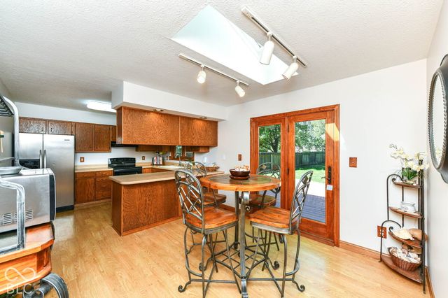 10030 Beam Ridge Drive, Indianapolis, IN 46256