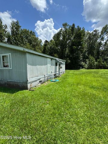 3541 Sylvester Road, Castle Hayne, NC 28429