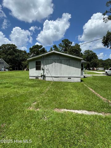 3541 Sylvester Road, Castle Hayne, NC 28429