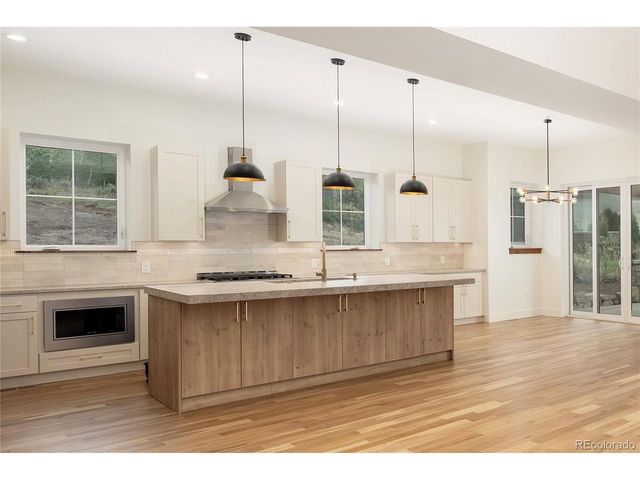 502 Upper Ranch View Rd, Granby, CO 80446