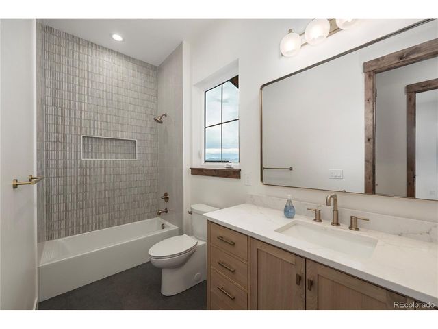 502 Upper Ranch View Rd, Granby, CO 80446