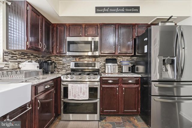 4050 YORKTOWN DR, Upper Chichester, PA 19061