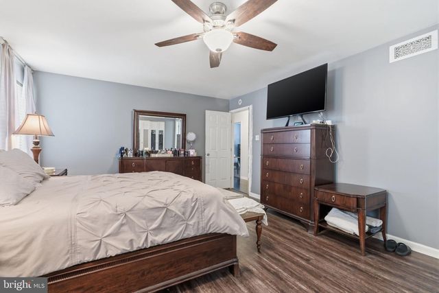 4050 YORKTOWN DR, Upper Chichester, PA 19061